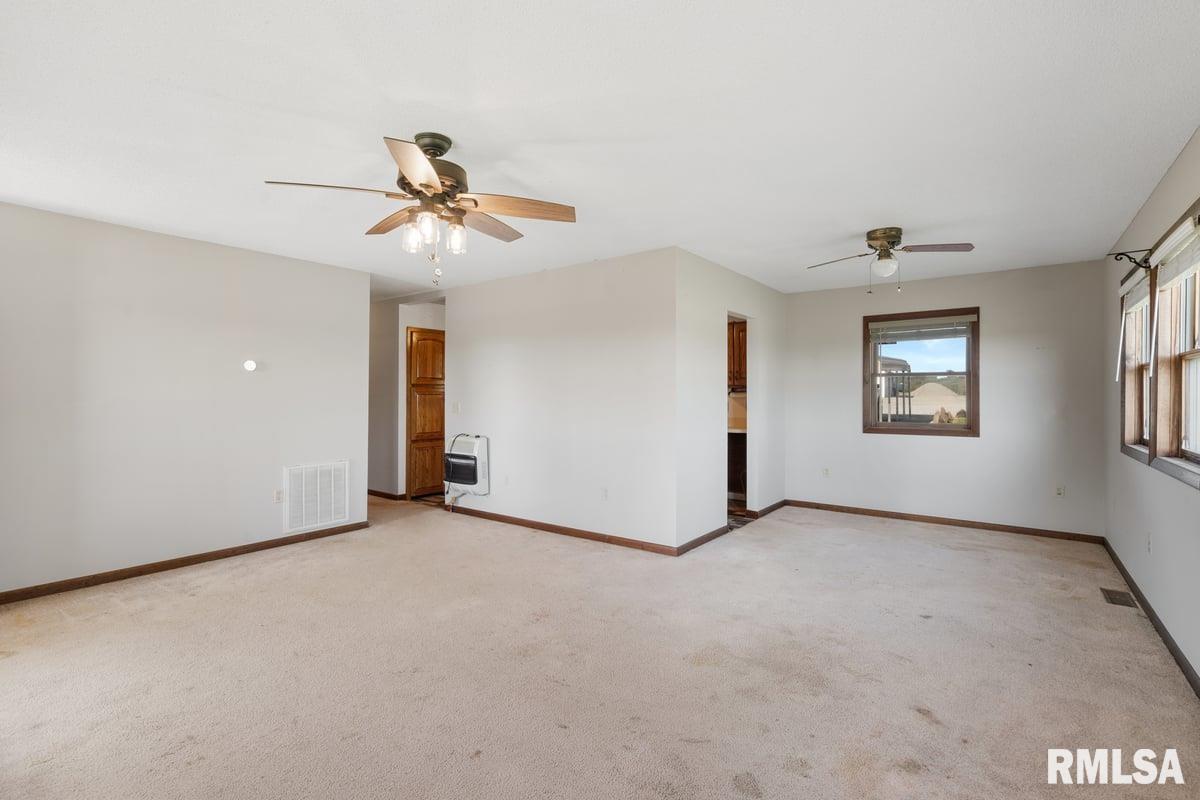 42 Bowed Tree Road Stonefort, IL 62987 - Photo 17 of 24