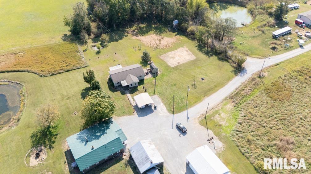 42 Bowed Tree Road Stonefort, IL 62987 - Photo 4 of 24