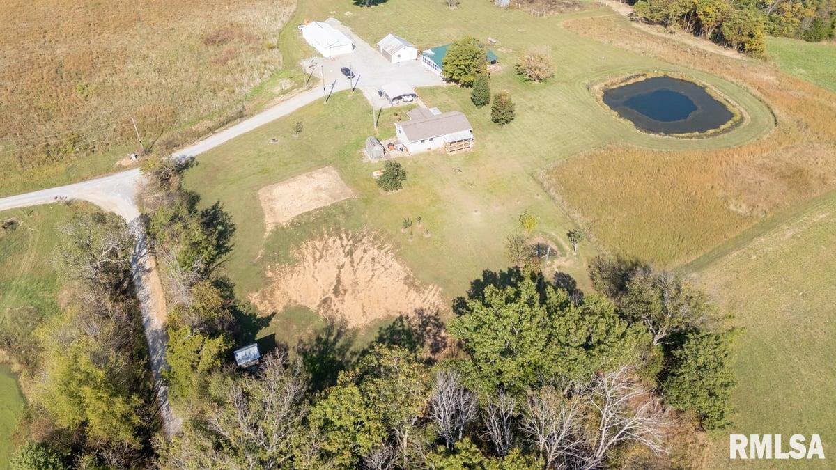 42 Bowed Tree Road Stonefort, IL 62987 - Photo 9 of 24