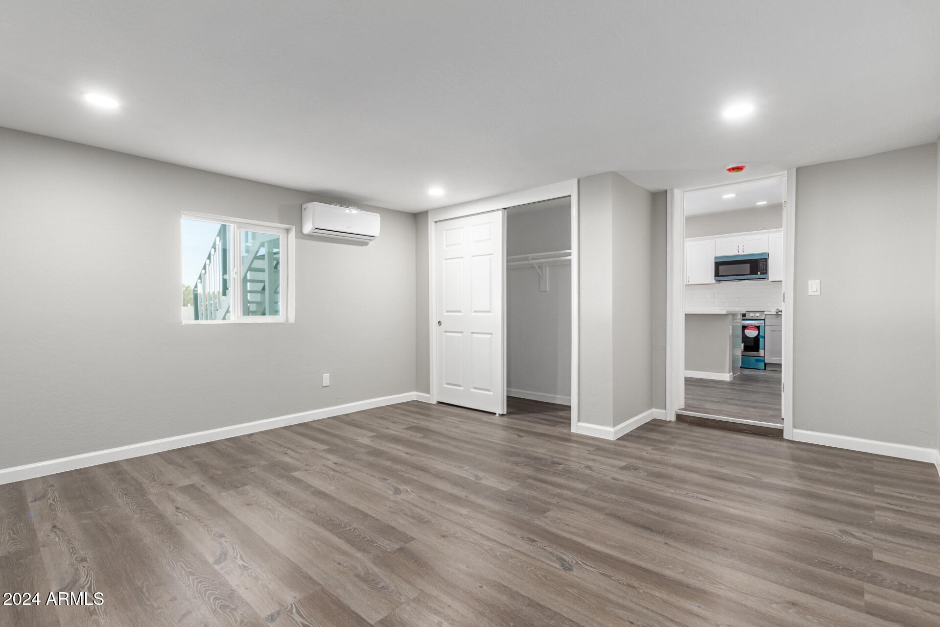 9195 North Diffin Road Florence, AZ 85132 - Photo 13 of 25 13 - Diff