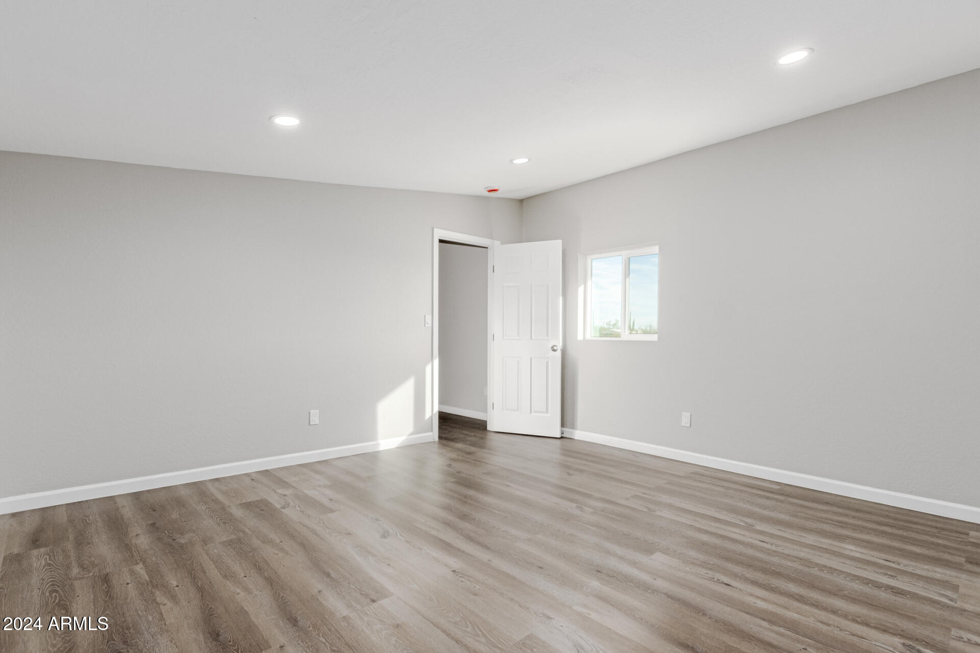 9195 North Diffin Road Florence, AZ 85132 - Photo 16 of 25 17 - Diff