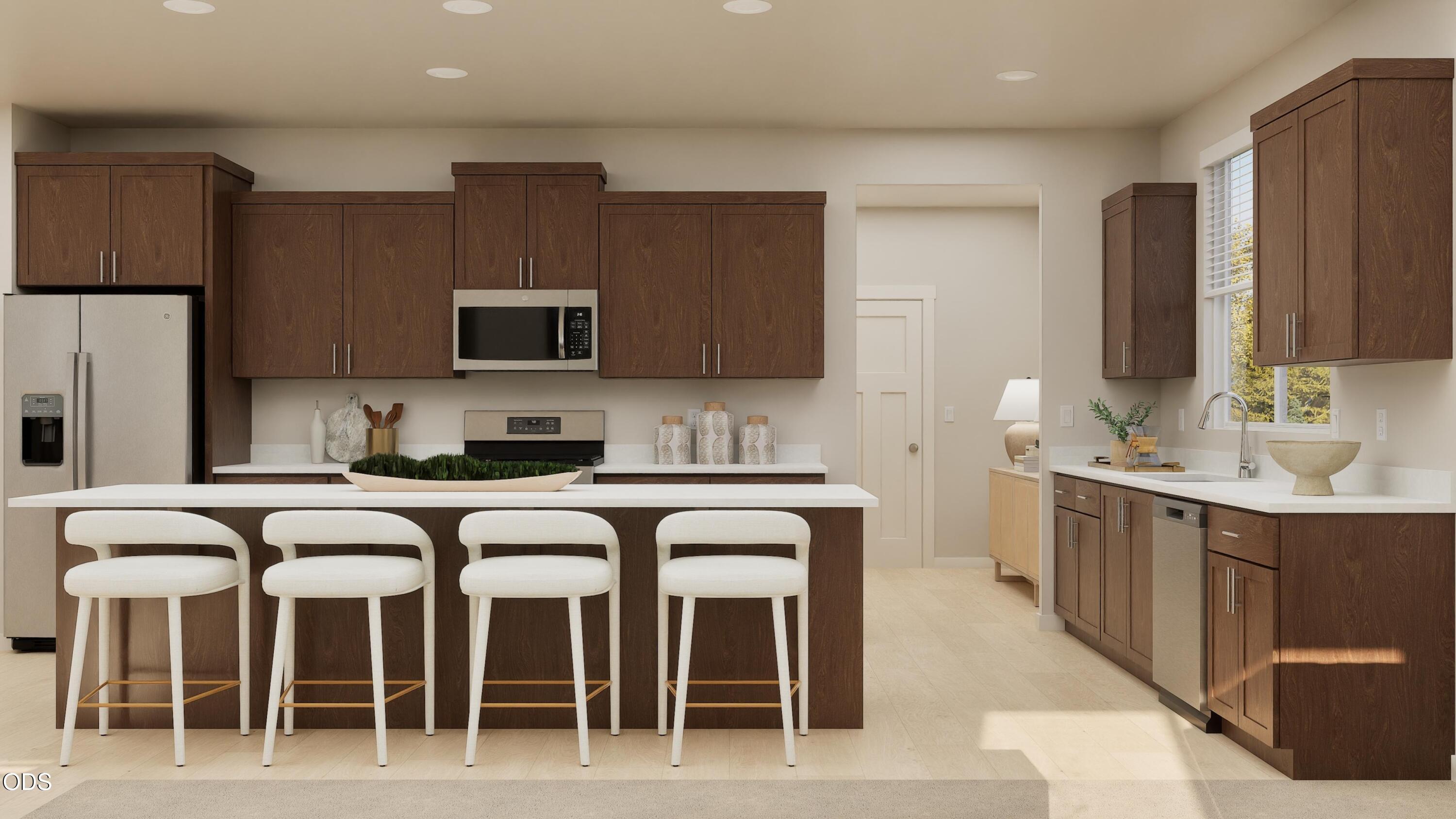 2511 Northwest 23rd Loop Redmond, OR 97756 - Photo 2 of 33 Gallery Image 2