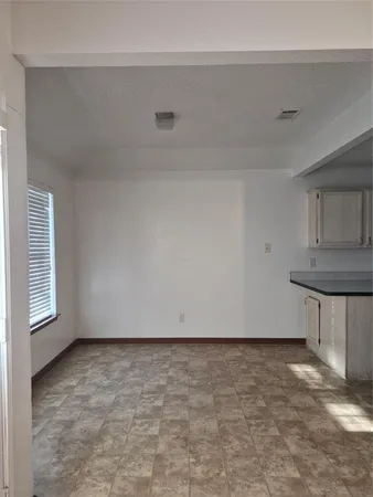 $2,200 | 5524 Royal Meadow Lane, Arlington, TX 76017