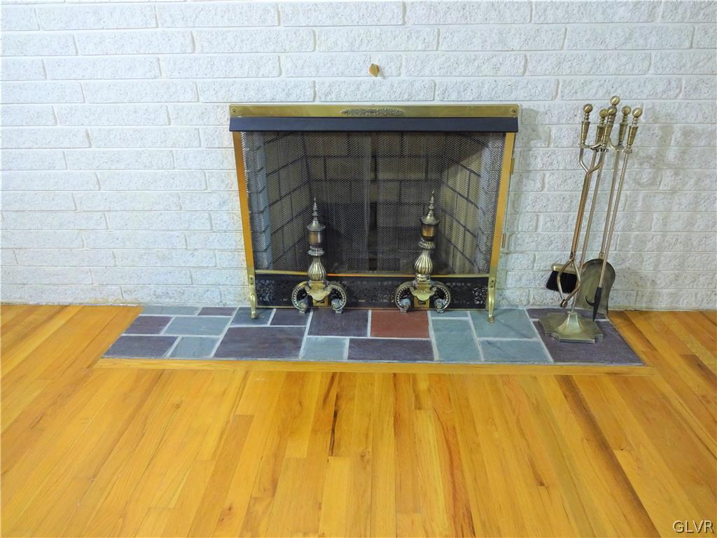 260 Stagecoach Road Northampton, PA 18067 - Photo 6 of 24 Fireplace
