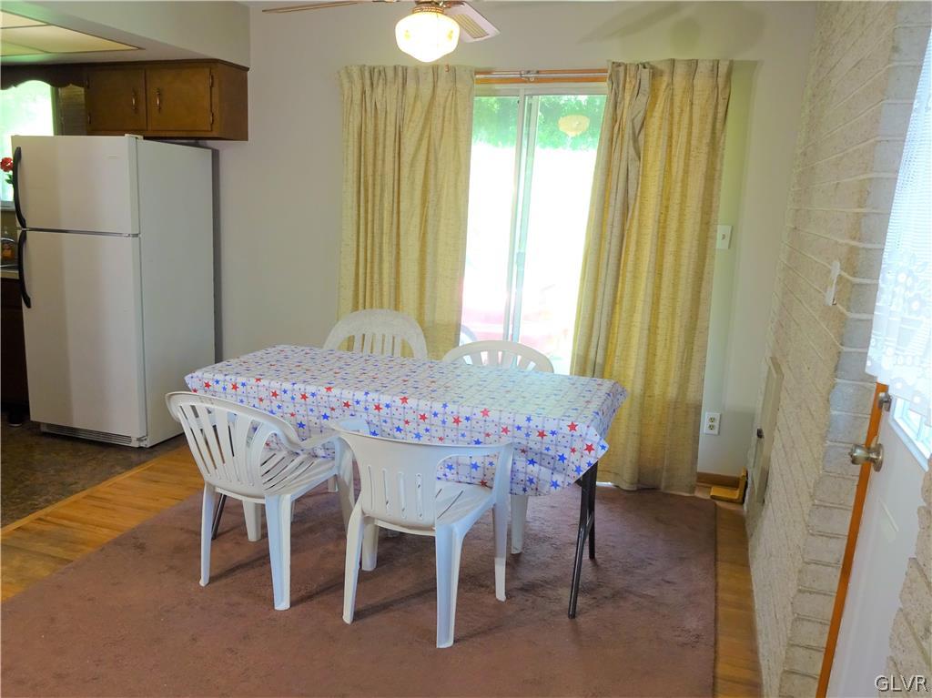 260 Stagecoach Road Northampton, PA 18067 - Photo 8 of 24 Dining Room