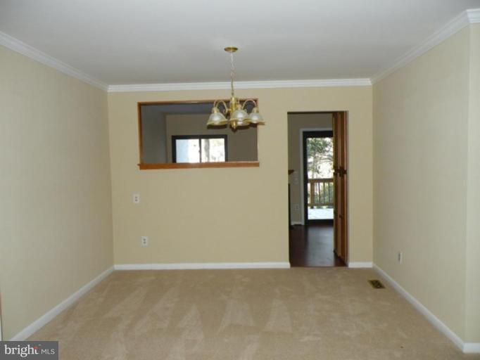11738 Decade Court Reston, VA 20191 - Photo 7 of 16 Dining Room