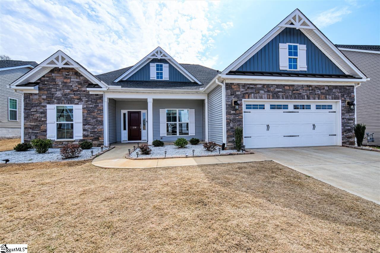 256 Crestgate Way Easley, SC 29642 - Photo 1 of 36 Gallery Image 1