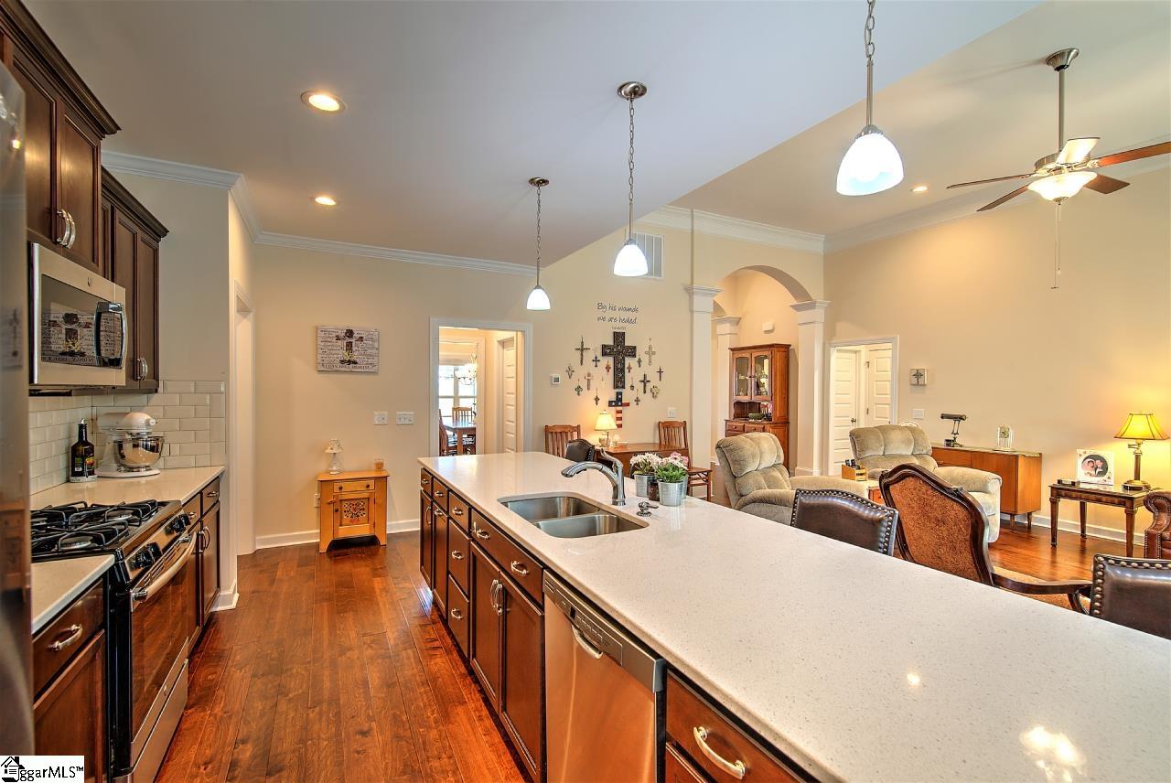 256 Crestgate Way Easley, SC 29642 - Photo 17 of 36 Gallery Image 17