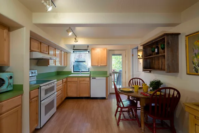 $697,000 | 304 8th Street, Bellevue, ID 83313