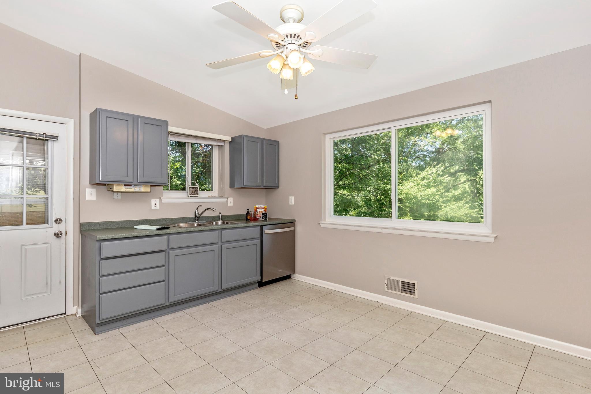 11617 Le Baron Terrace Silver Spring, MD 20902 - Photo 14 of 43 Plenty of Room for a Kitchen Table!
