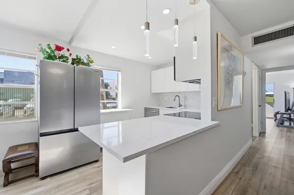 $175,000 | 193 Burgundy North, Delray Beach, FL 33484