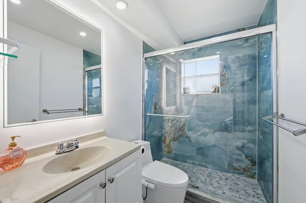 $175,000 | 193 Burgundy North, Delray Beach, FL 33484