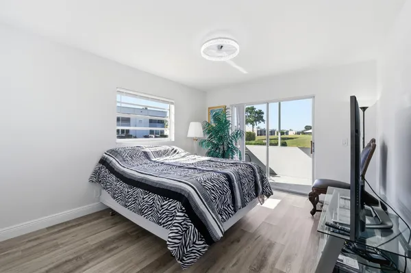 $175,000 | 193 Burgundy North, Delray Beach, FL 33484