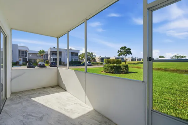 $175,000 | 193 Burgundy North, Delray Beach, FL 33484