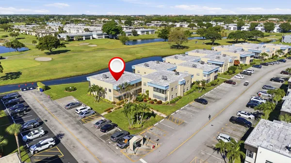 $175,000 | 193 Burgundy North, Delray Beach, FL 33484