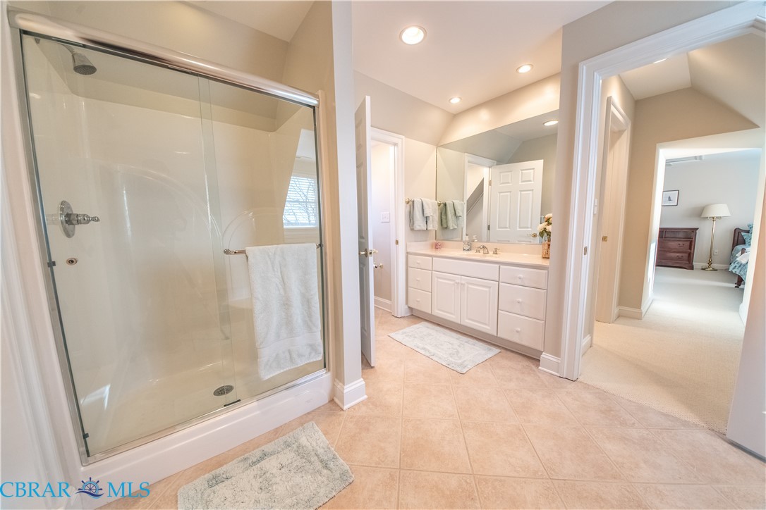 979 Twiggs Ferry Road Hartfield, VA 23071 - Photo 42 of 50 Jack & Jill Bathroom for Bedrooms #3 & #4