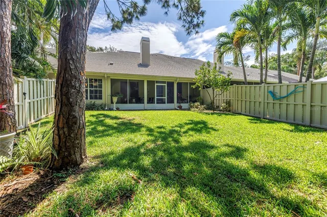 $689,000 | 5090 White Pine Circle Northeast, St. Petersburg, FL 33703