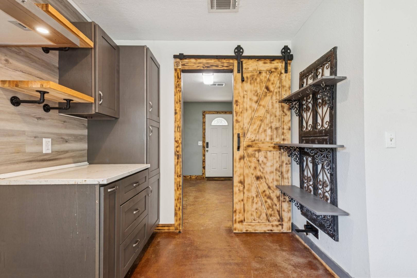 392 Robert E Lee Road Livingston, TX 77351 - Photo 11 of 43 a view of a storage & utility room