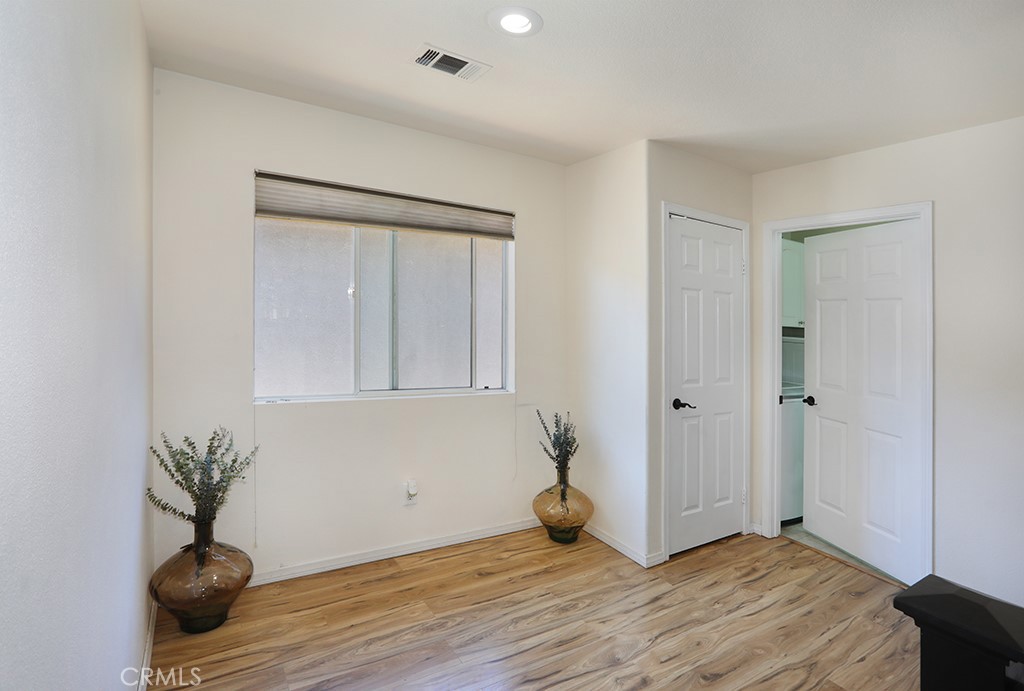 21 Tradition Place Irvine, CA 92602 - Photo 21 of 47 Upstairs landing