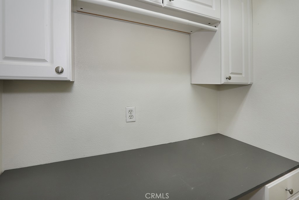 21 Tradition Place Irvine, CA 92602 - Photo 25 of 47 Upstairs laundry