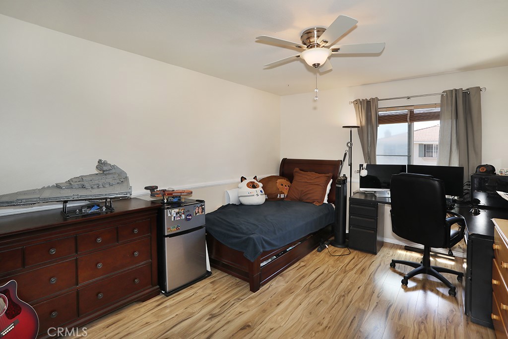 21 Tradition Place Irvine, CA 92602 - Photo 30 of 47 Bedroom 2 upstairs