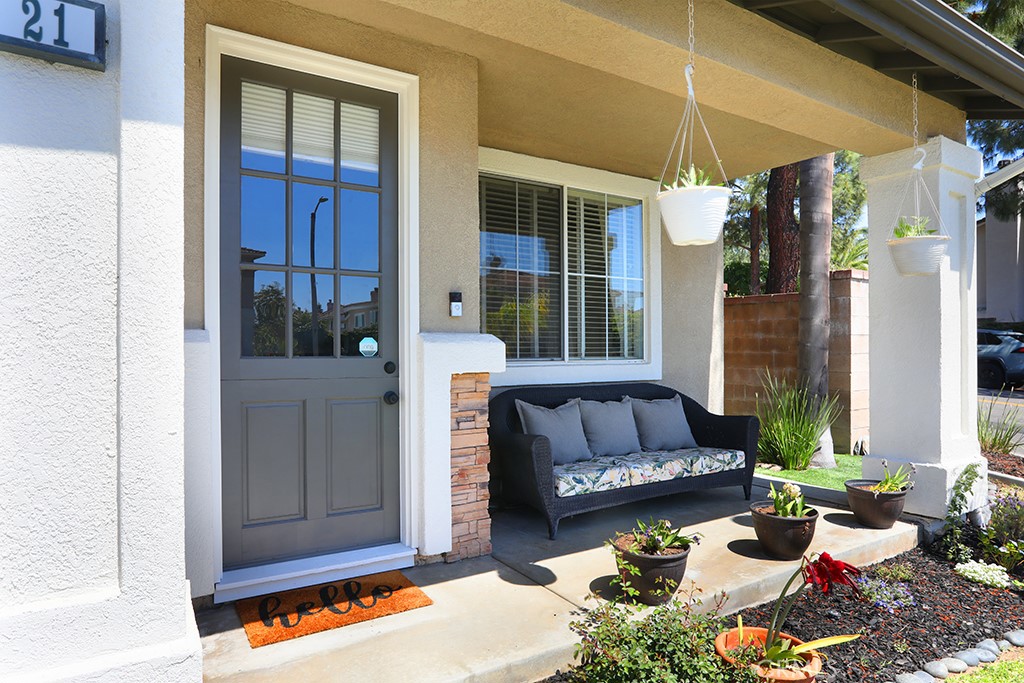 21 Tradition Place Irvine, CA 92602 - Photo 3 of 47