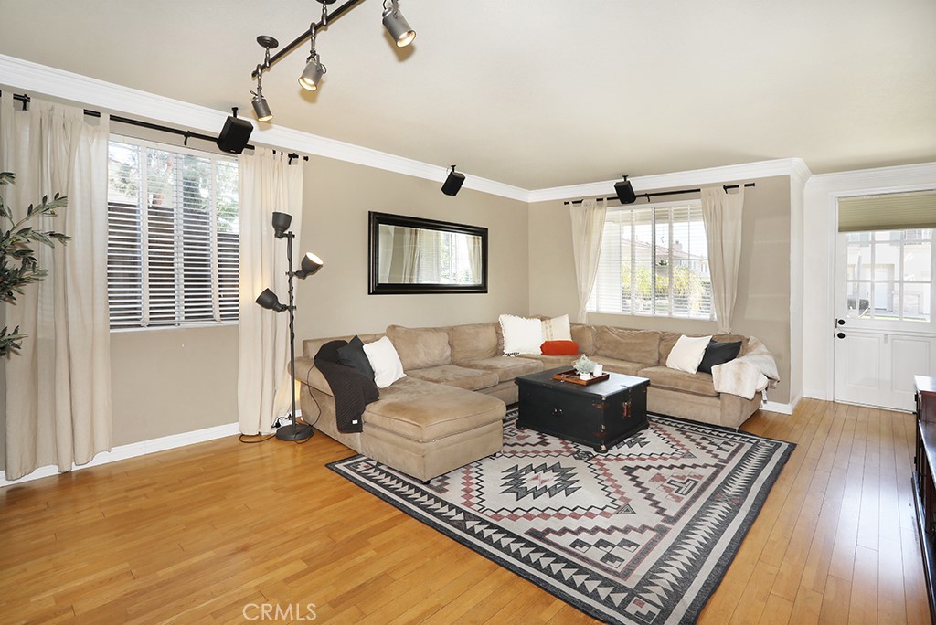 21 Tradition Place Irvine, CA 92602 - Photo 7 of 47