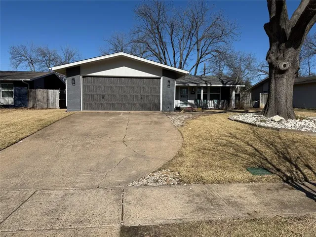 $2,075 | 816 Loganwood Avenue, Richardson, TX 75080