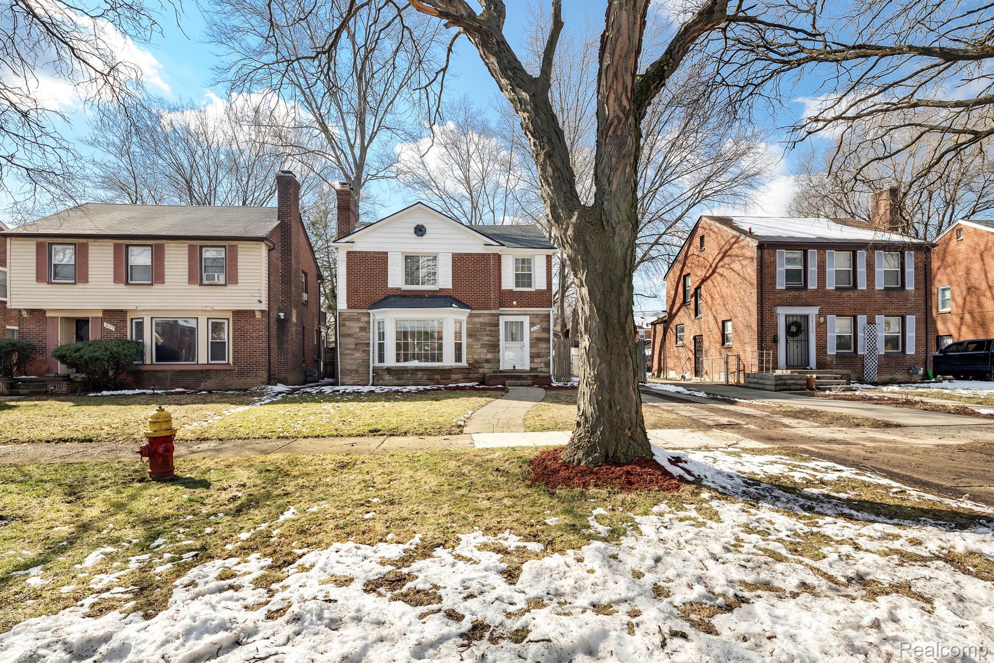 14185 Stahelin Road Detroit, MI 48223 - Photo 2 of 26 Gallery Image 2