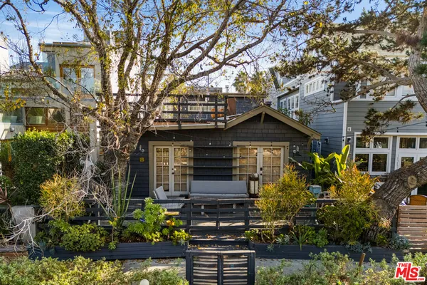 $9,500 | 416 Sherman Canal, Venice, CA 90291