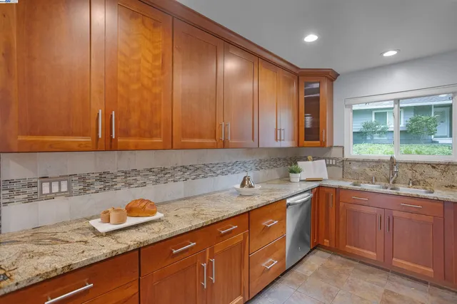 $989,000 | 187 Miramonte Drive, Moraga, CA 94556