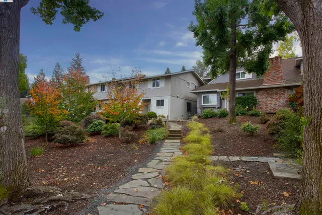 $989,000 | 187 Miramonte Drive, Moraga, CA 94556