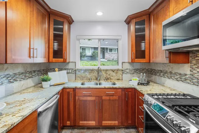 $989,000 | 187 Miramonte Drive, Moraga, CA 94556