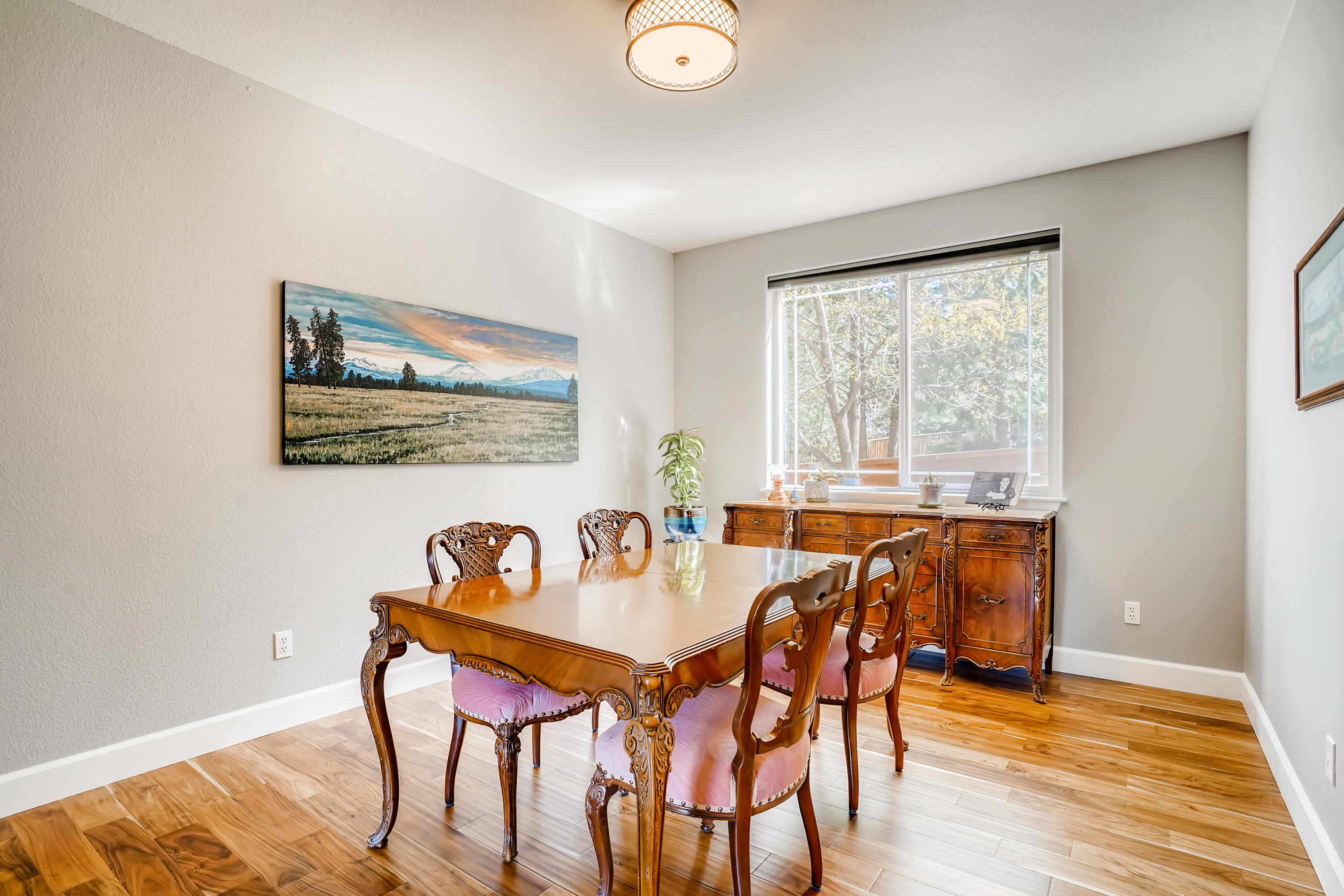 19931 Powers Road Bend, OR 97702 - Photo 7 of 26 19 Dining Room