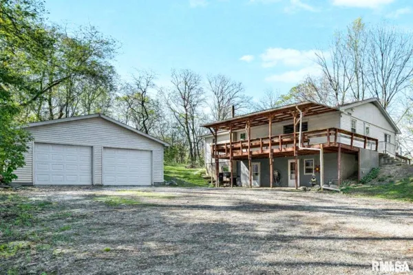 $199,900 | 22588 North Creek Road, Canton, IL 61520