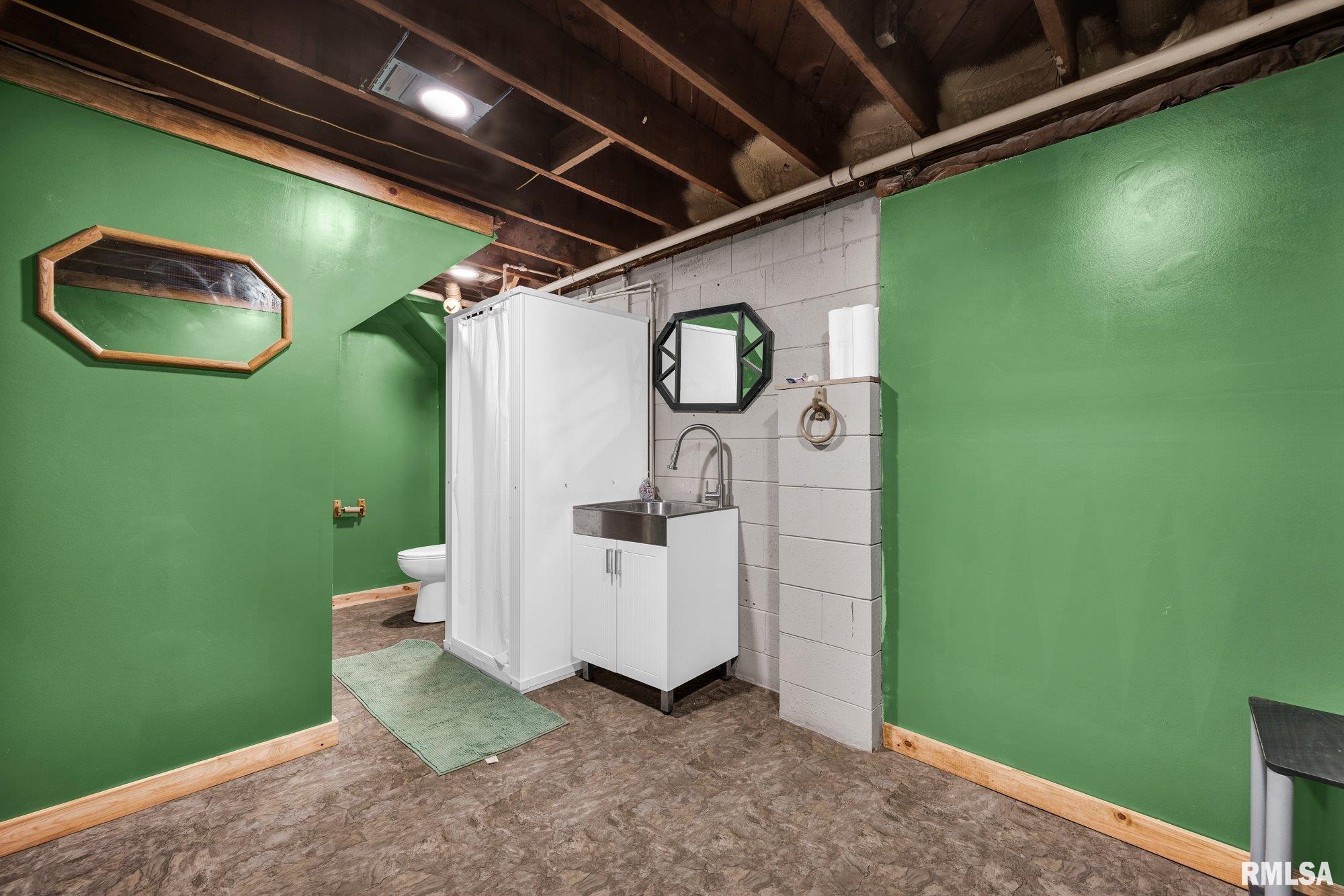 22588 North Creek Road Canton, IL 61520 - Photo 23 of 49