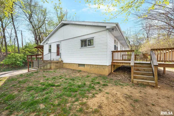 $199,900 | 22588 North Creek Road, Canton, IL 61520