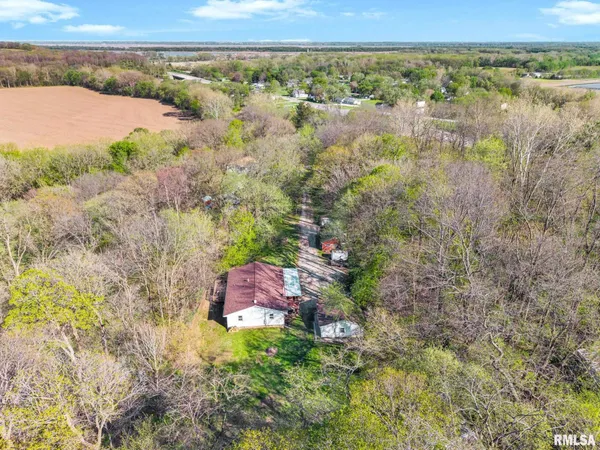 $199,900 | 22588 North Creek Road, Canton, IL 61520