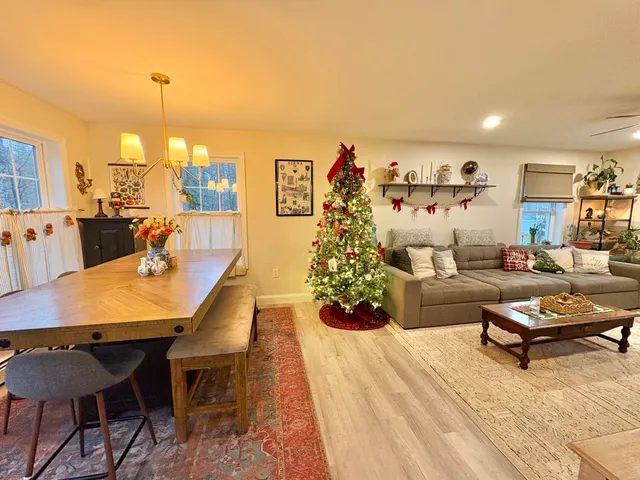 $450,000 | 107 Sequoia Lane, Waterboro, ME 04061