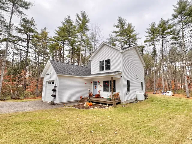 $450,000 | 107 Sequoia Lane, Waterboro, ME 04061