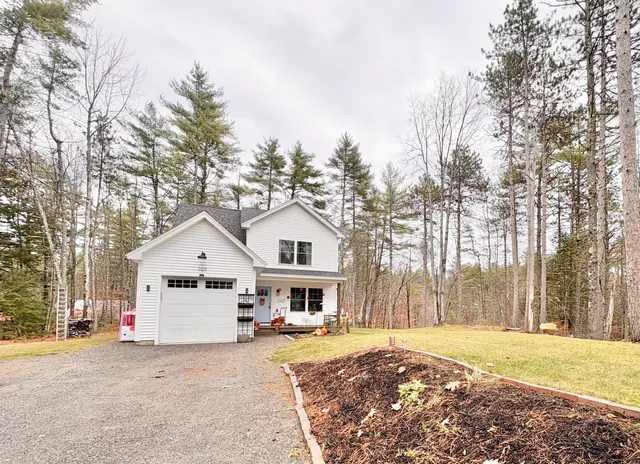 $450,000 | 107 Sequoia Lane, Waterboro, ME 04061