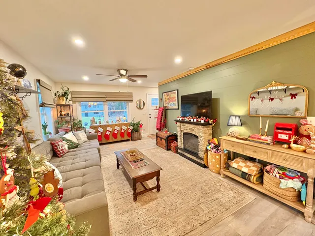 $450,000 | 107 Sequoia Lane, Waterboro, ME 04061