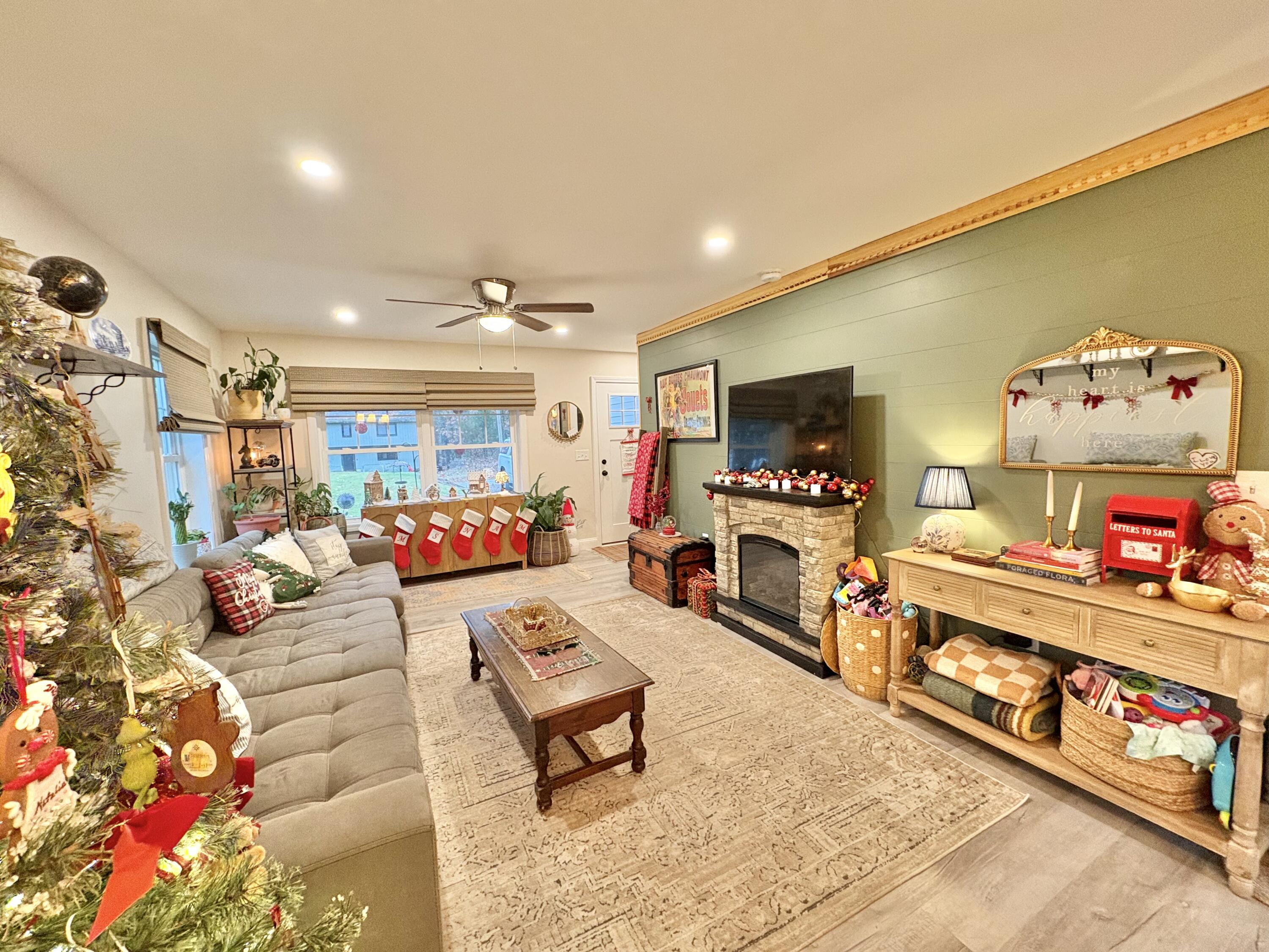 107 Sequoia Lane Waterboro, ME 04061 - Photo 6 of 50 Living room