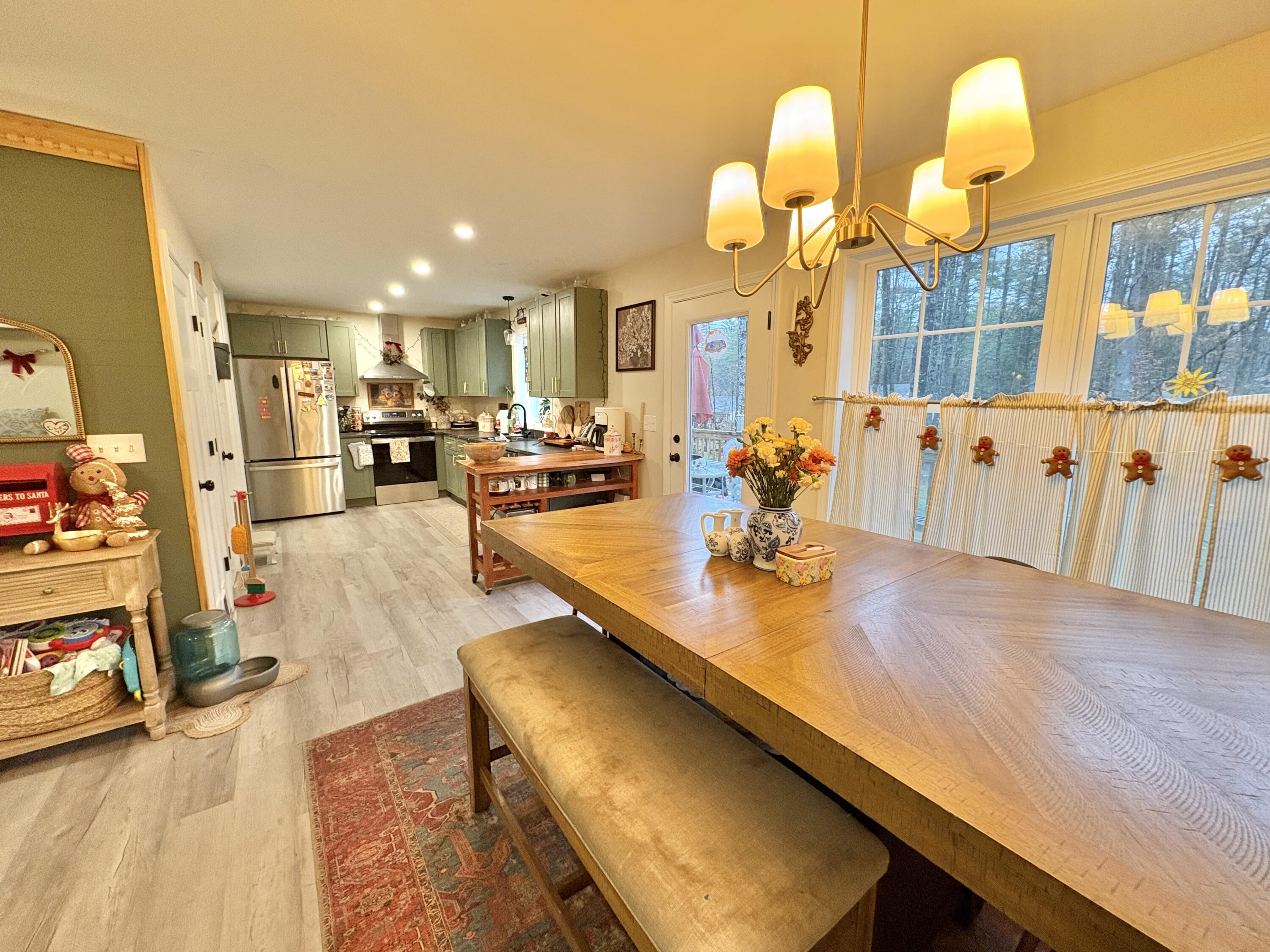 107 Sequoia Lane Waterboro, ME 04061 - Photo 10 of 50 Dining area