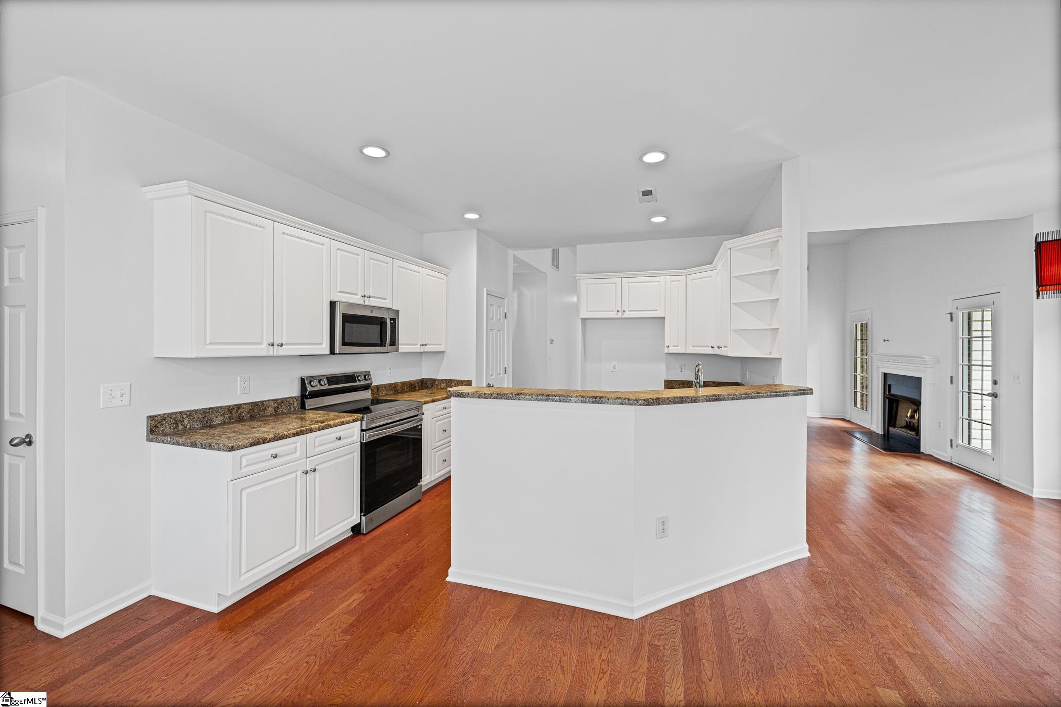 395 Sandpiper Drive Boiling Springs, SC 29316 - Photo 13 of 43