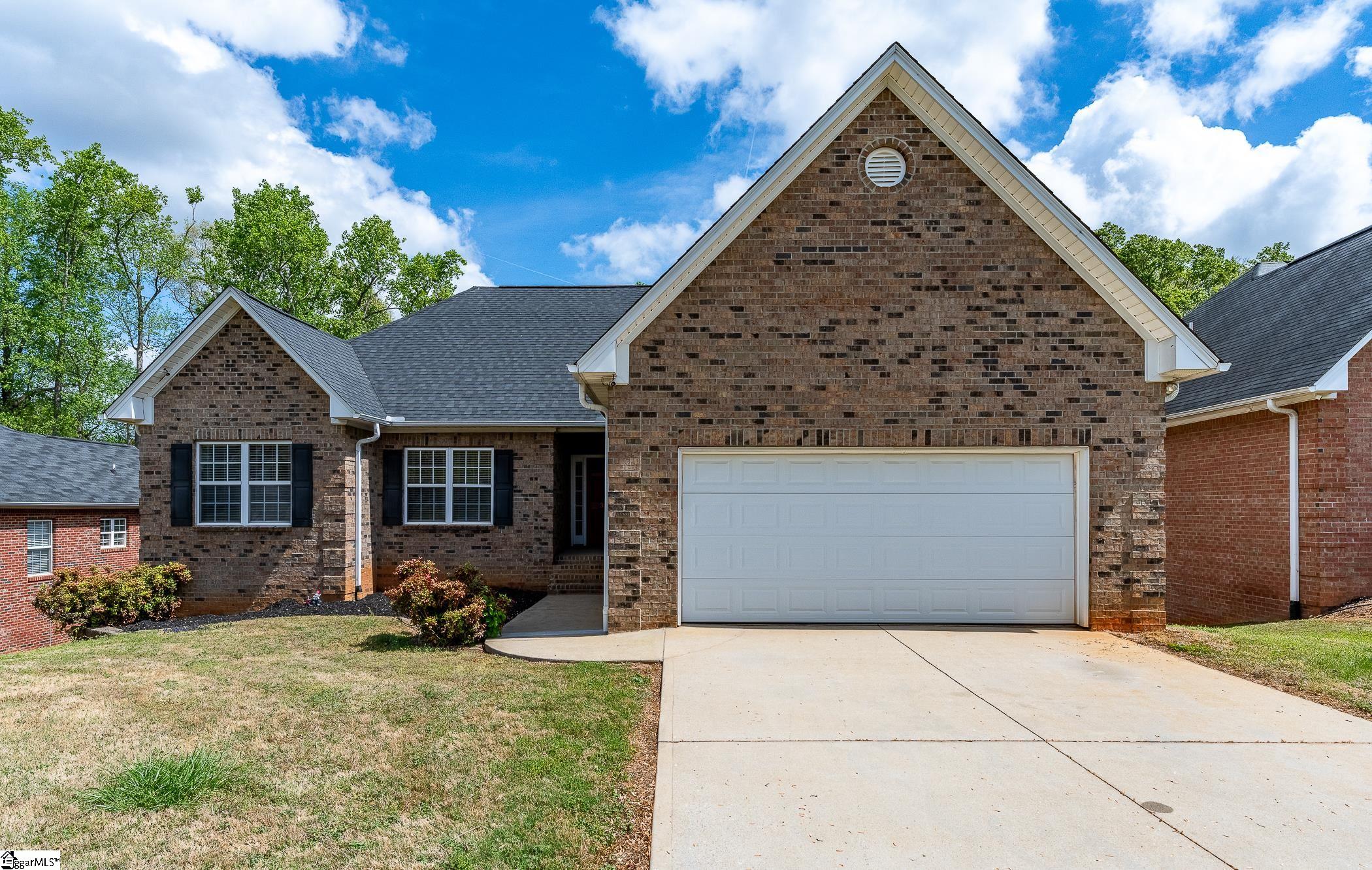 395 Sandpiper Drive Boiling Springs, SC 29316 - Photo 3 of 43
