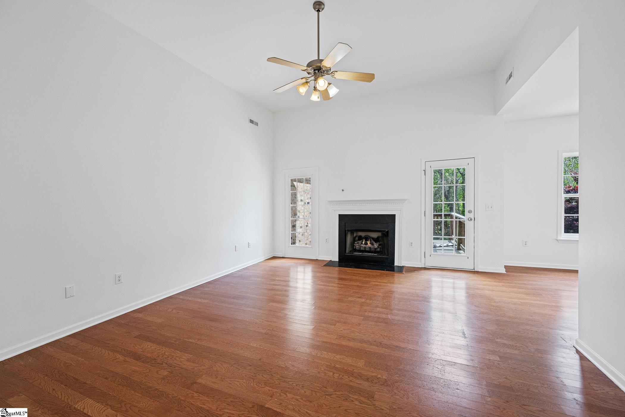 395 Sandpiper Drive Boiling Springs, SC 29316 - Photo 6 of 43