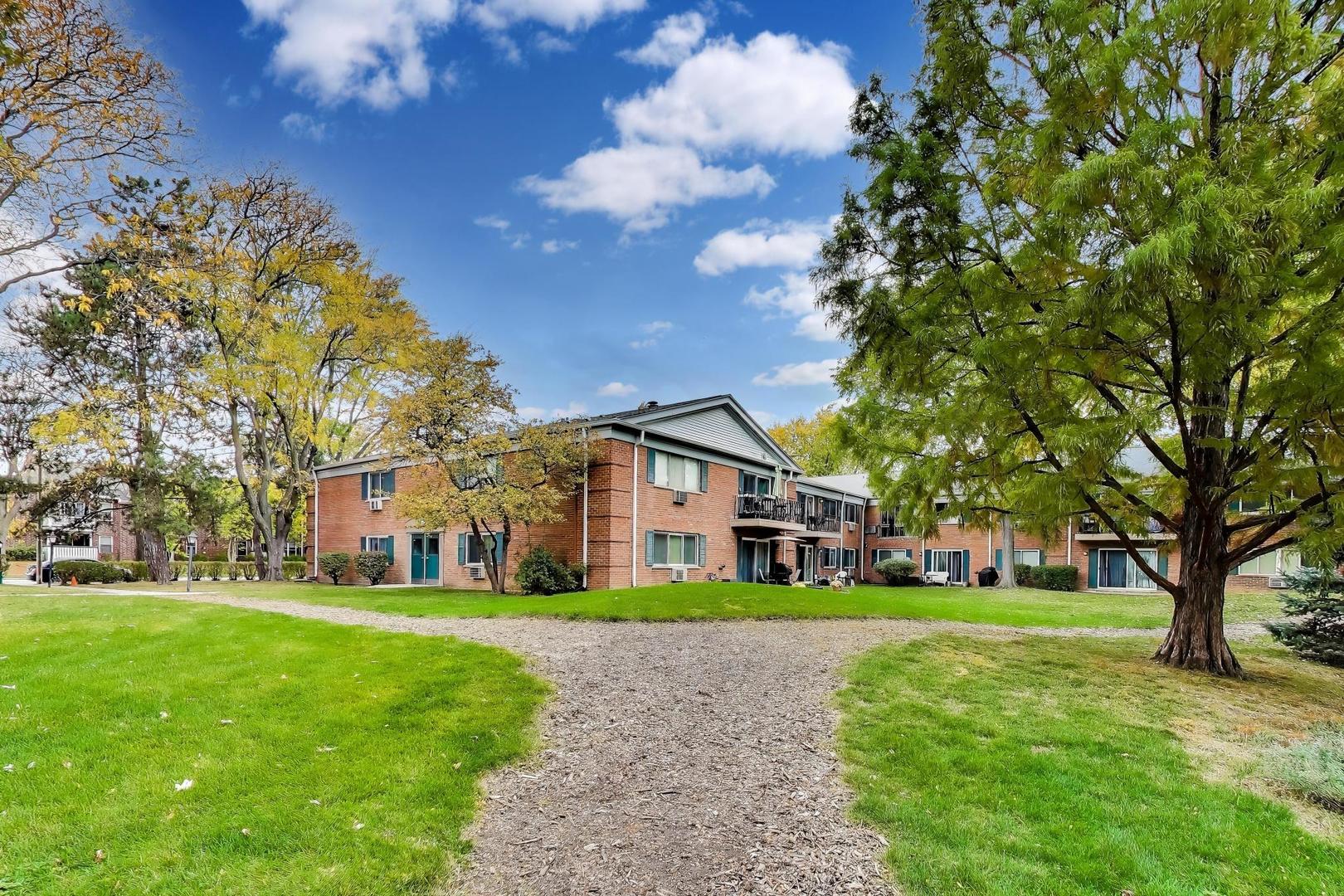2303 South Goebbert Road, Unit A109 Arlington Heights, IL 60005 - Photo 32 of 40 Gallery Image 32