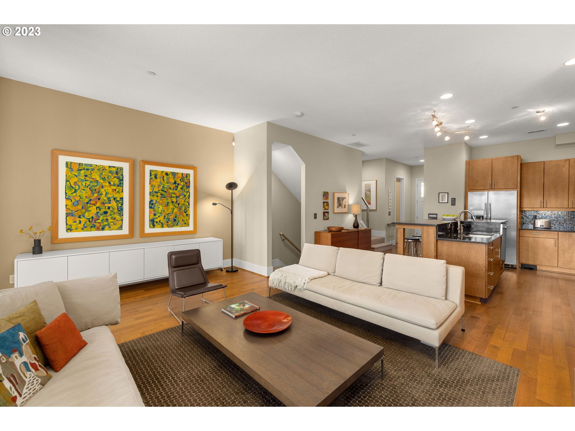 10090 Southwest Morrison Street Portland, OR 97225 - Photo 11 of 32 Gallery Image 11