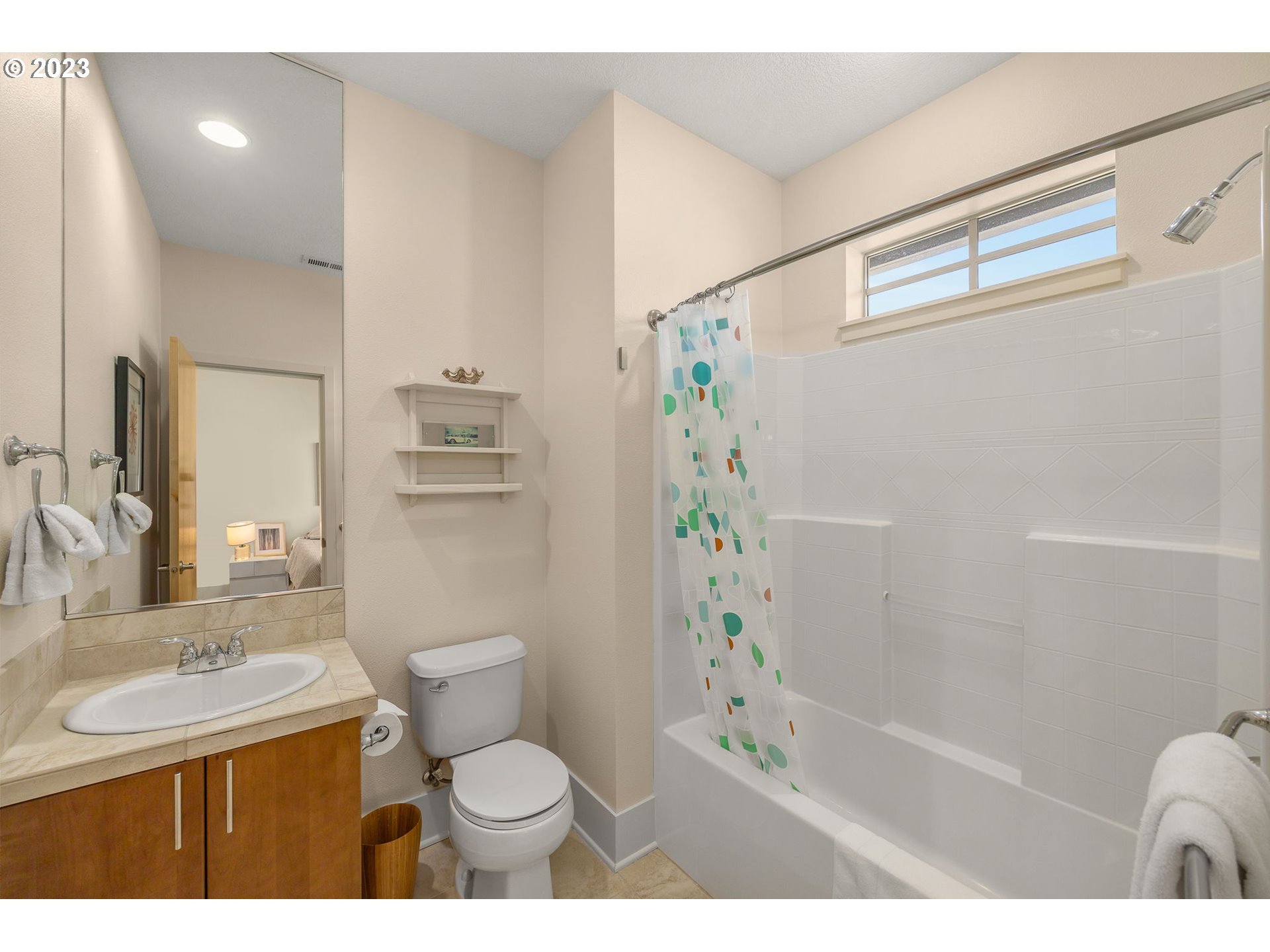 10090 Southwest Morrison Street Portland, OR 97225 - Photo 23 of 32 Gallery Image 23